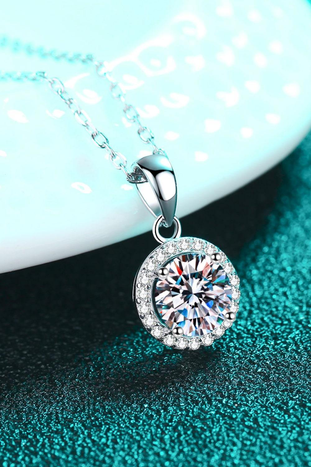 Chance to Charm 1 Carat Moissanite Round Pendant Chain Necklace - Trendsi