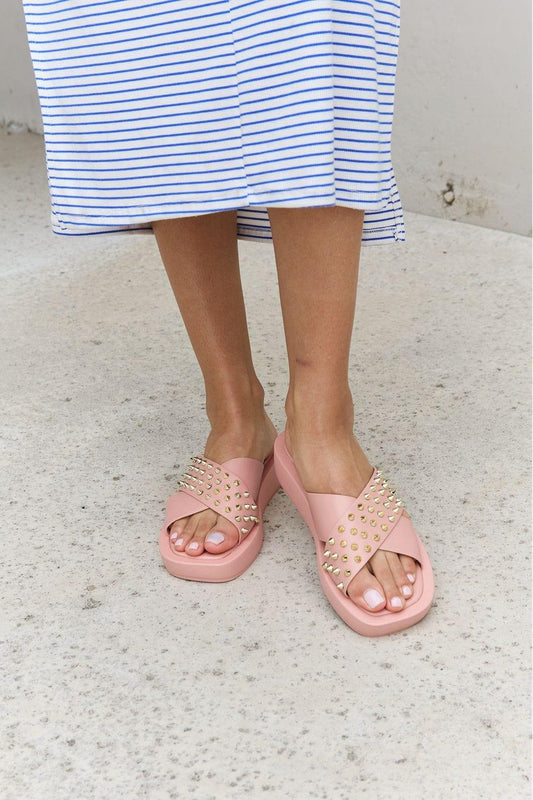 Forever Link Studded Cross Strap Sandals in Blush - Trendsi