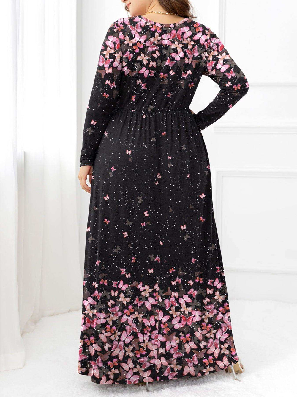 Plus Size Round Neck Maxi Dress with Pockets - Trendsi - Flyclothing LLC