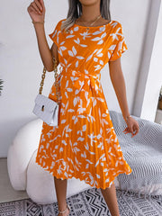 Printed Round Neck Short Sleeve Pleated Dress - Trendsi