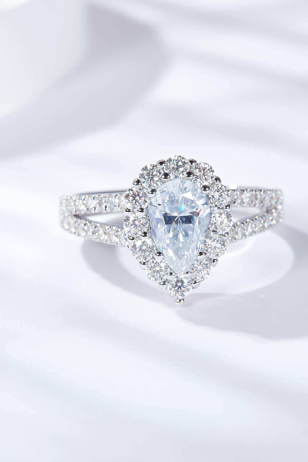 1 Carat Moissanite Teardrop Split Shank Ring - Trendsi - Flyclothing LLC