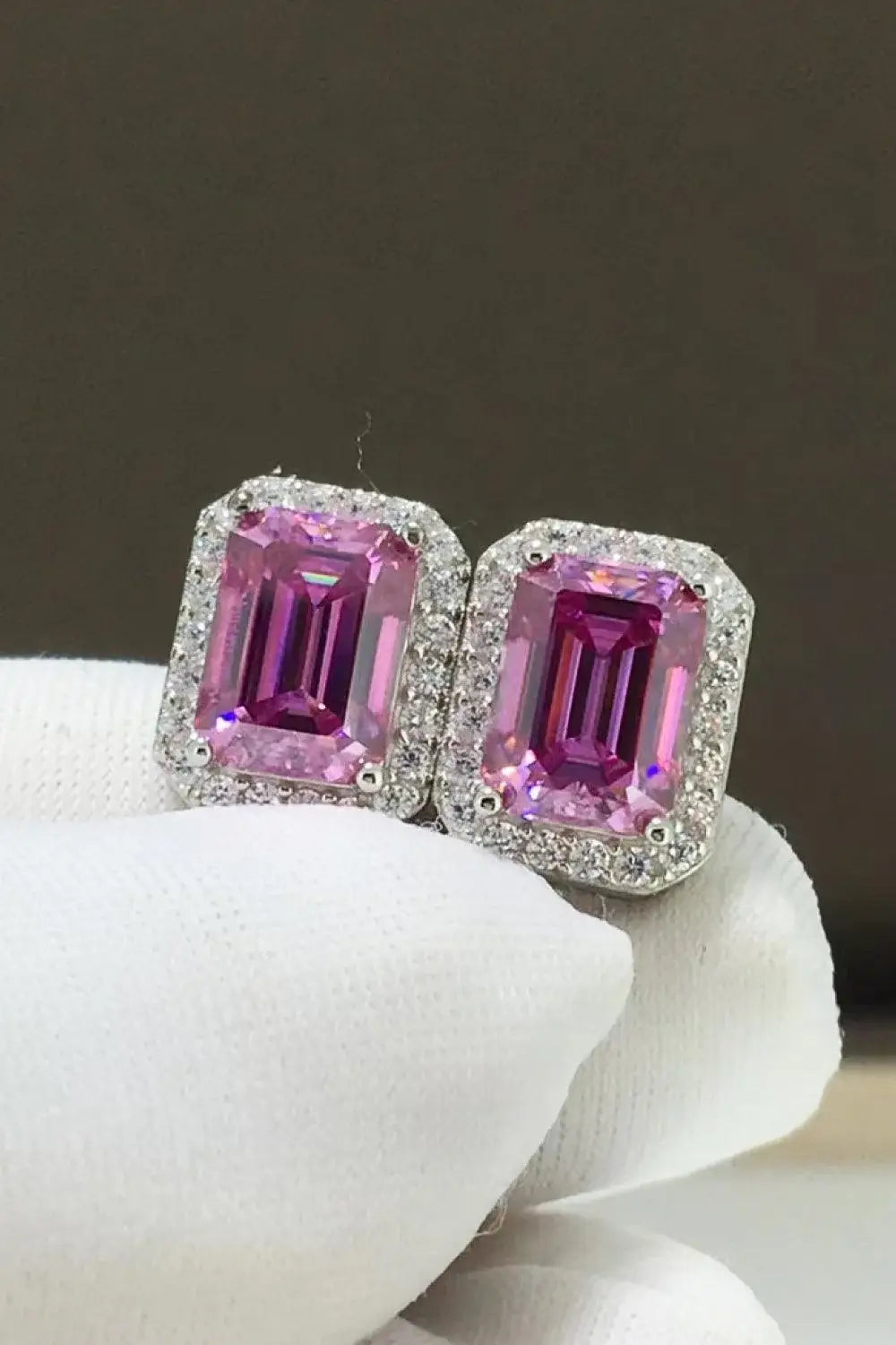 Shiny and Elegant 2 Carat Moissanite Stud Earrings - Trendsi - Flyclothing LLC