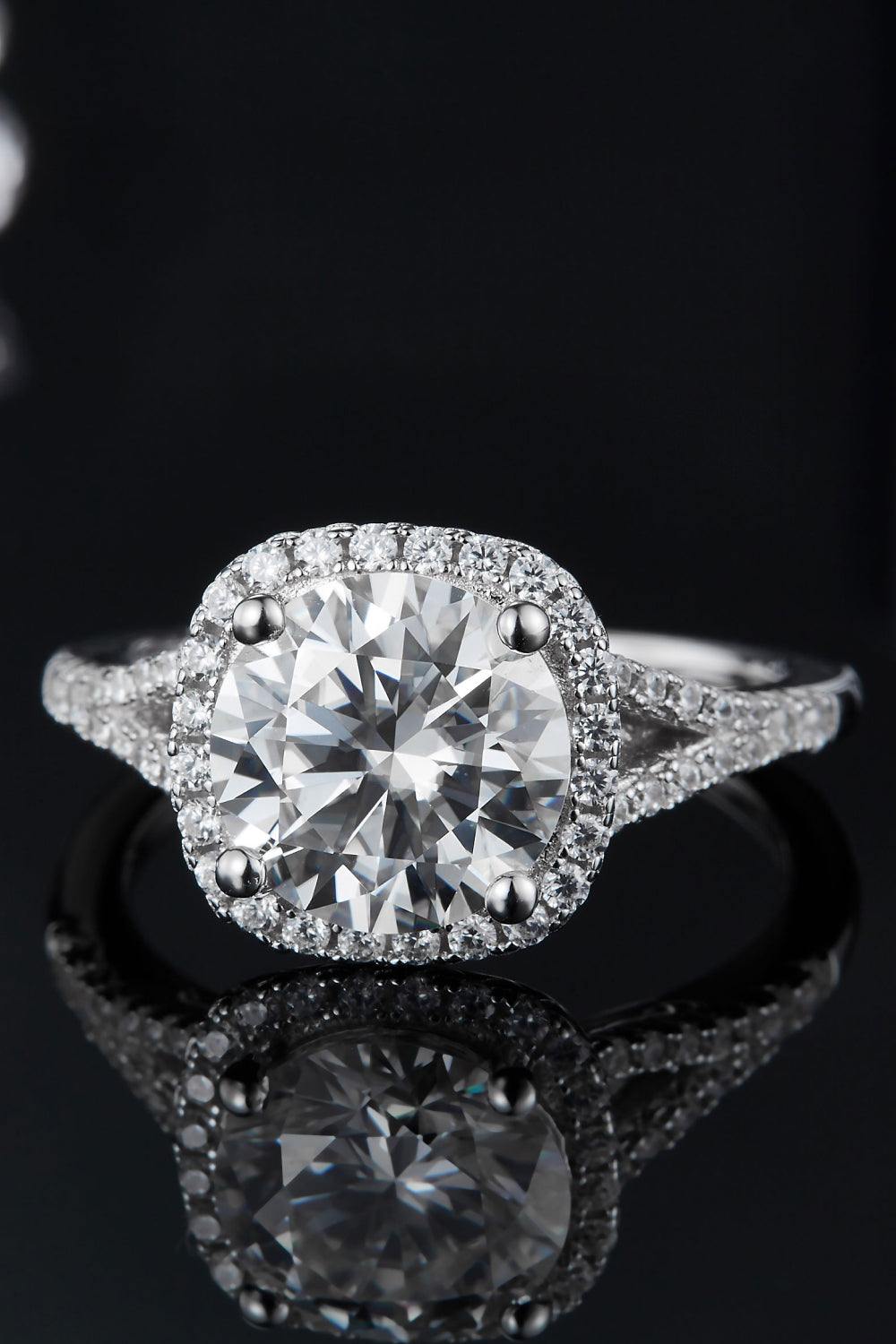 3 Carat Moissanite Halo Ring - Trendsi