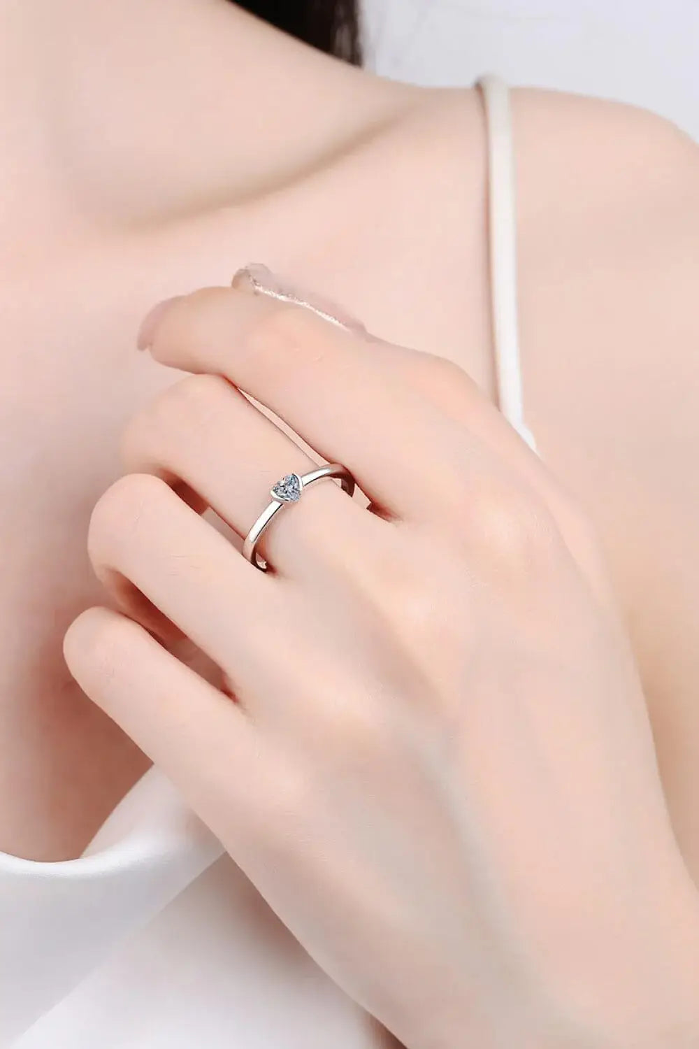 Heart-Shaped Moissanite Solitaire Ring - Trendsi - Flyclothing LLC