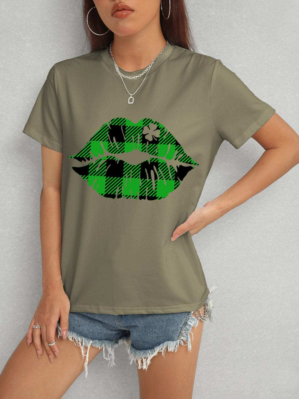 Plaid Lip Graphic Round Neck T-Shirt - Trendsi - Flyclothing LLC