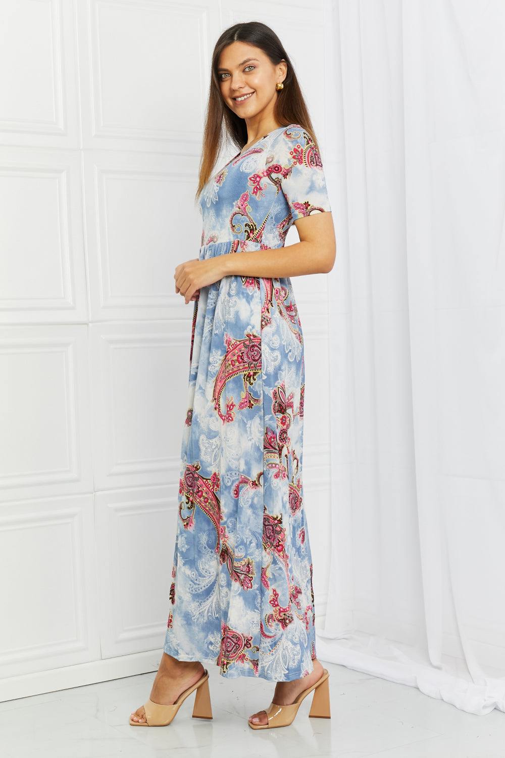 Celeste In My Feels Full Size Paisley Maxi Dress - Trendsi