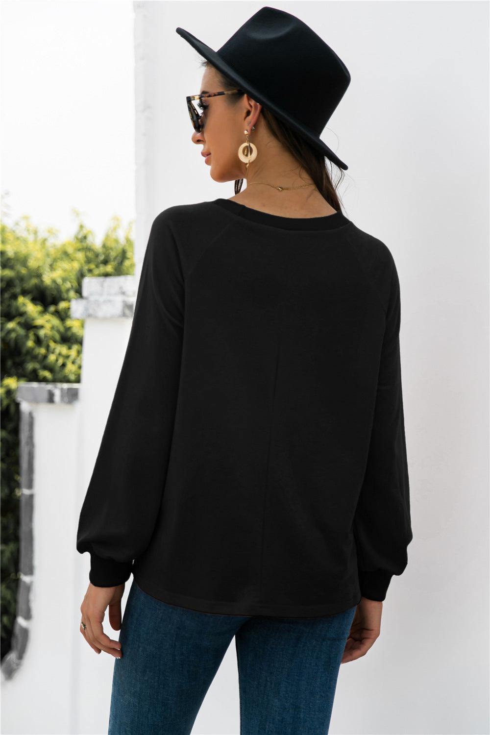 Round Neck Raglan Sleeve Sweatshirt - Trendsi