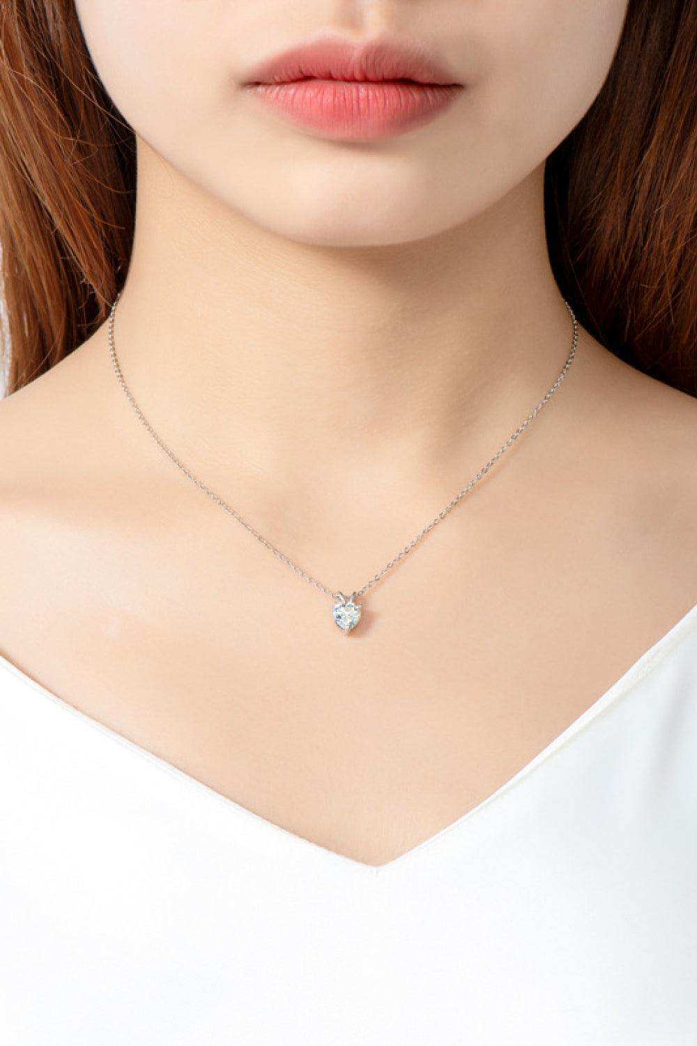 1 Carat Moissanite Heart-Shaped Pendant Necklace - Trendsi - Flyclothing LLC