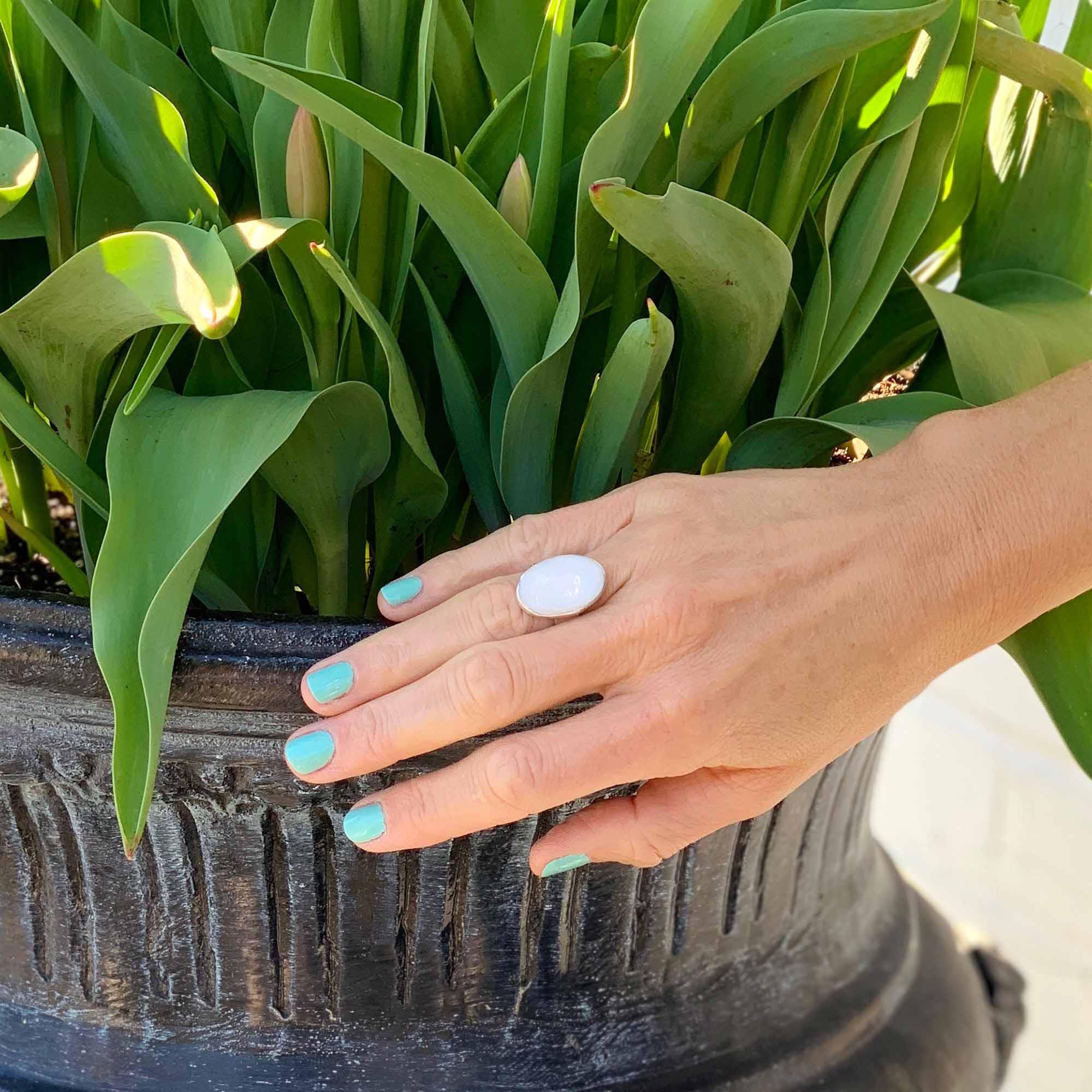 Ring, Oval Mother of Pearl - Artisana