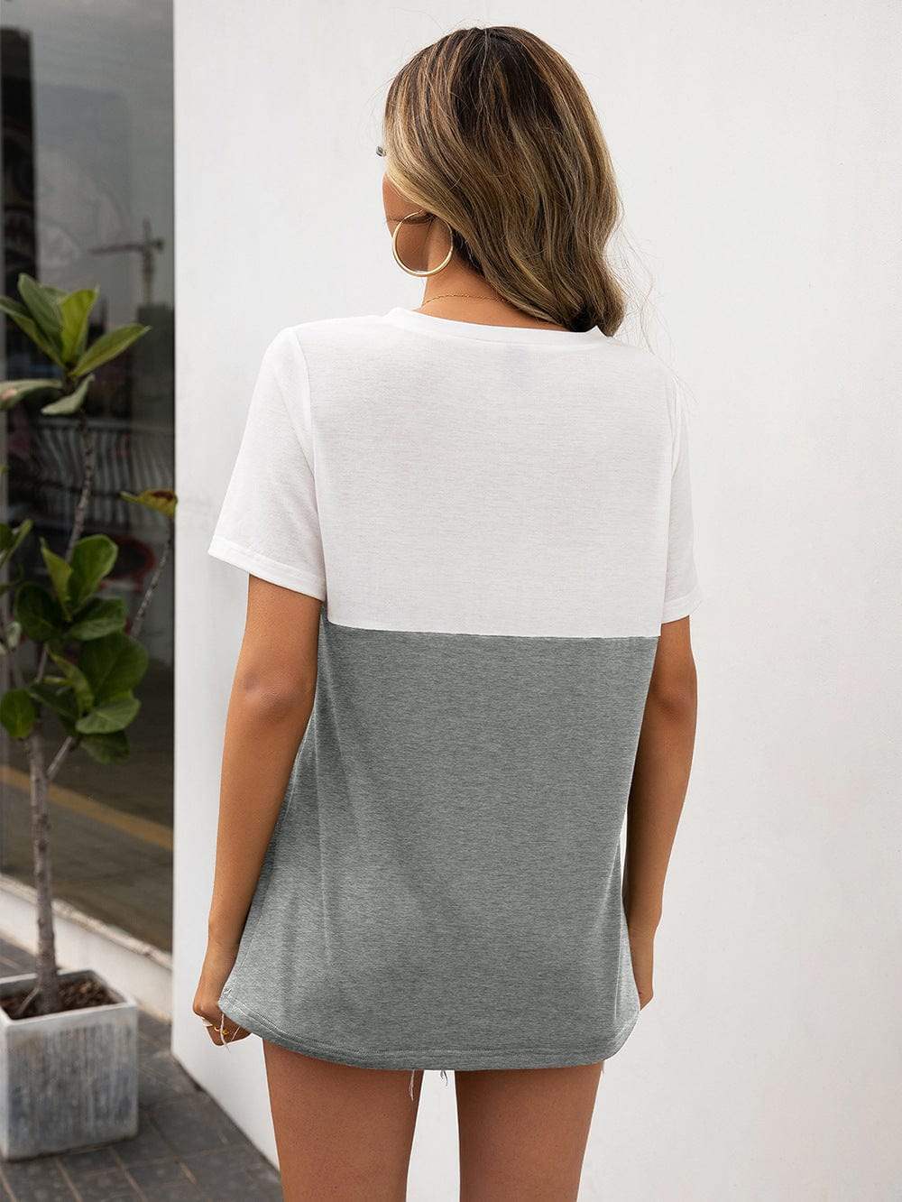 Color Block V-Neck Short Sleeve Tee - Trendsi - Flyclothing LLC