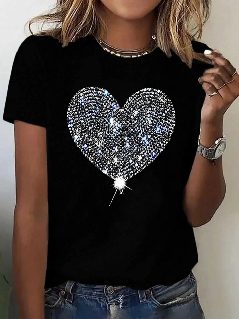 Heart Round Neck Short Sleeve T-Shirt - Trendsi