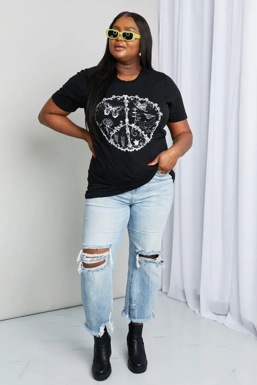 mineB Full Size Butterfly Graphic Tee Shirt - Trendsi - Flyclothing LLC