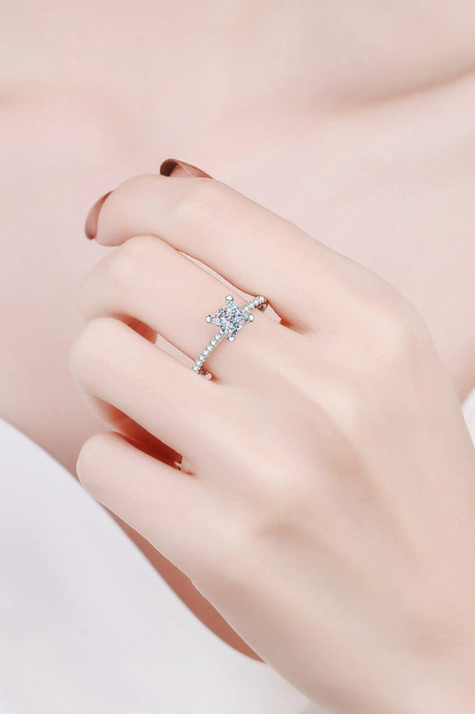 Rhodium-Plated 2 Carat Moissanite Four-Prong Ring - Trendsi