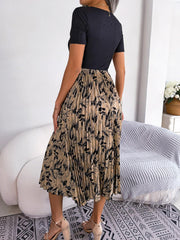 Printed Round Neck Pleated Dress - Trendsi