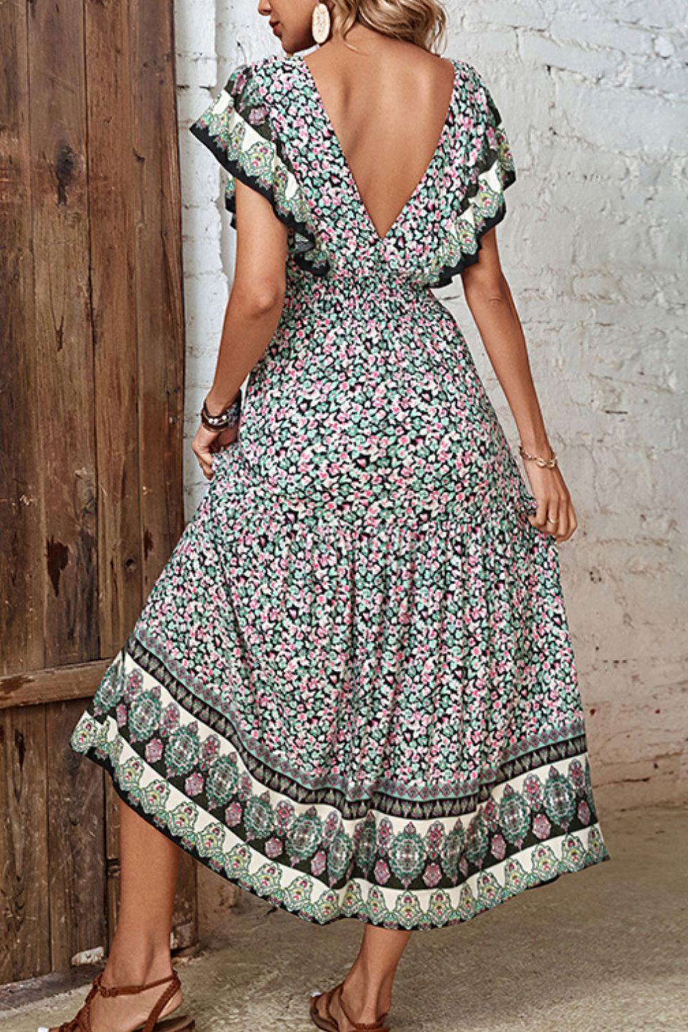 Ditsy Floral Ruffled Plunge Dress - Trendsi