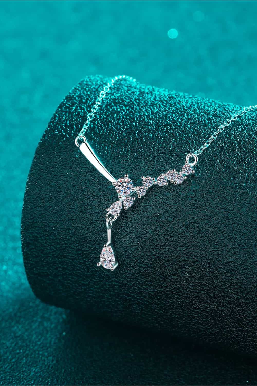 1 Carat Moissanite 925 Sterling Silver Necklace - Trendsi - Flyclothing LLC