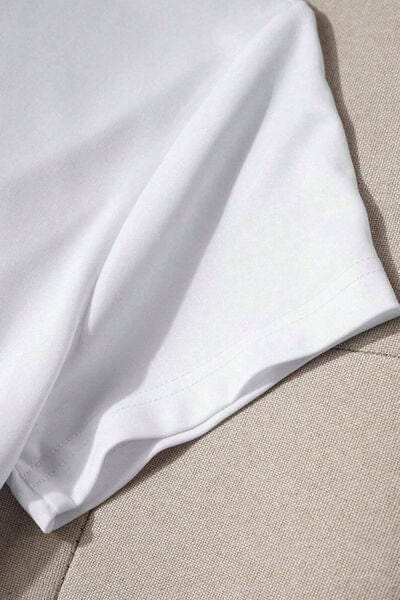 XOXO Lip Graphic Round Neck T-Shirt - Trendsi - Flyclothing LLC