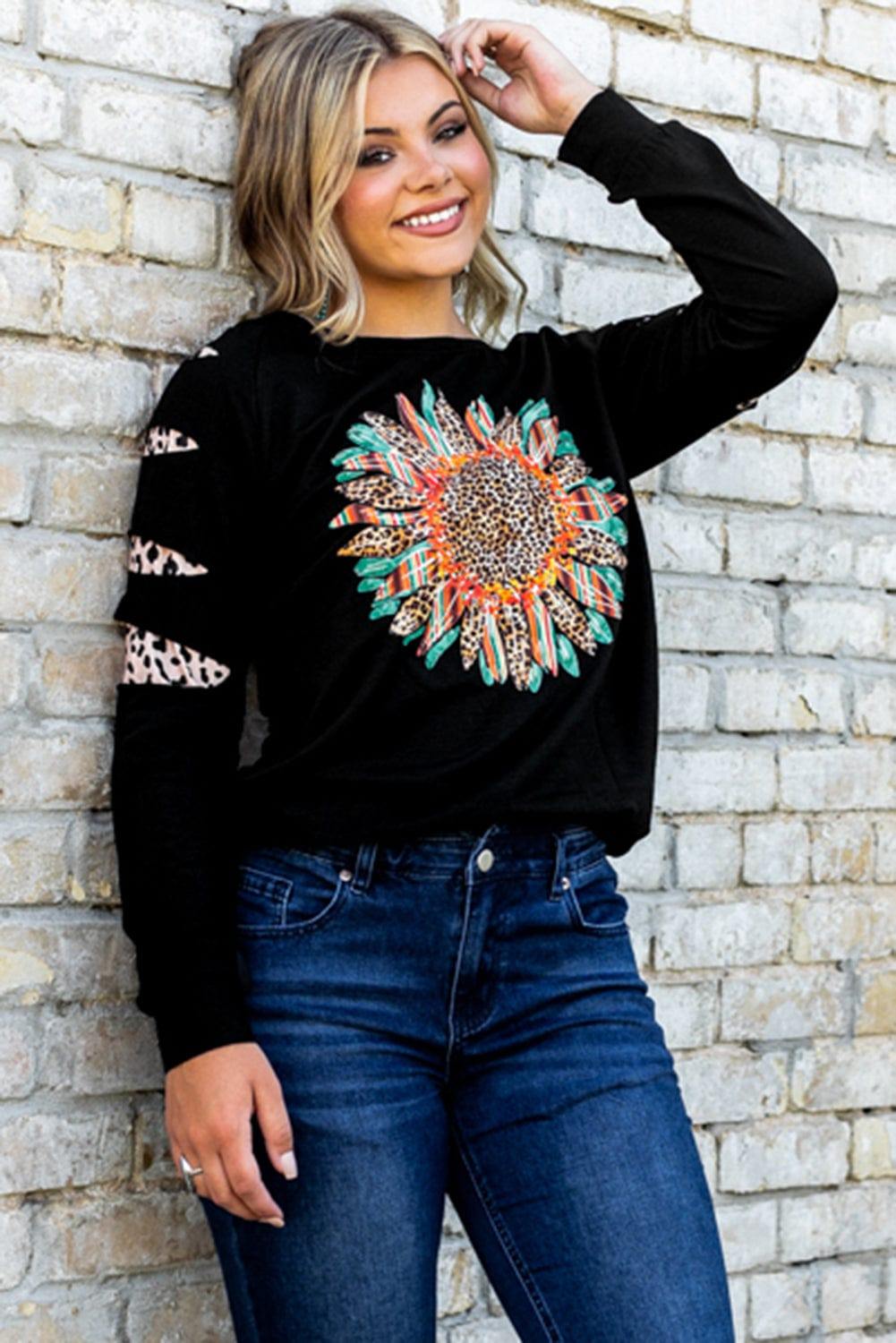 Graphic Leopard Patch Sweatshirt - Trendsi