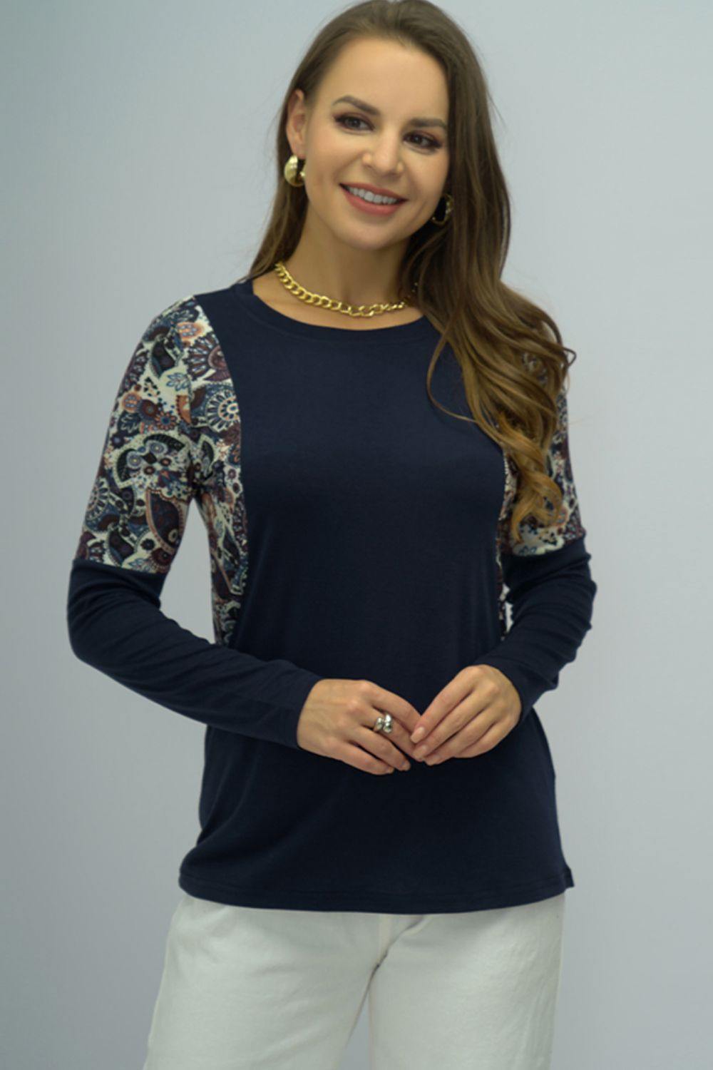 Round Neck Printed Shoudler Tee - Trendsi