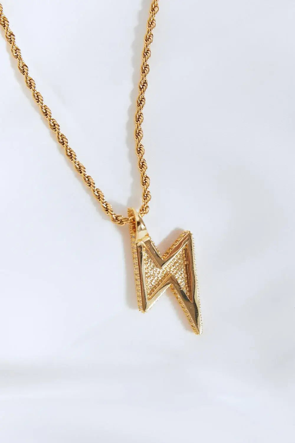 GNJ MANUFACTURING Cubic Zirconia Lightning Pendant Necklace - Trendsi - Flyclothing LLC