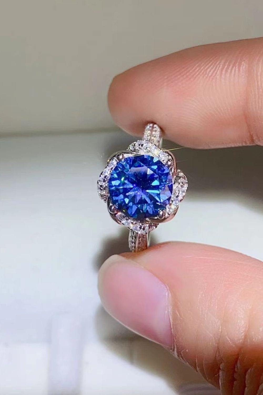 2 Carat Cobalt Blue Moissanite 925 Sterling Silver Ring - Trendsi