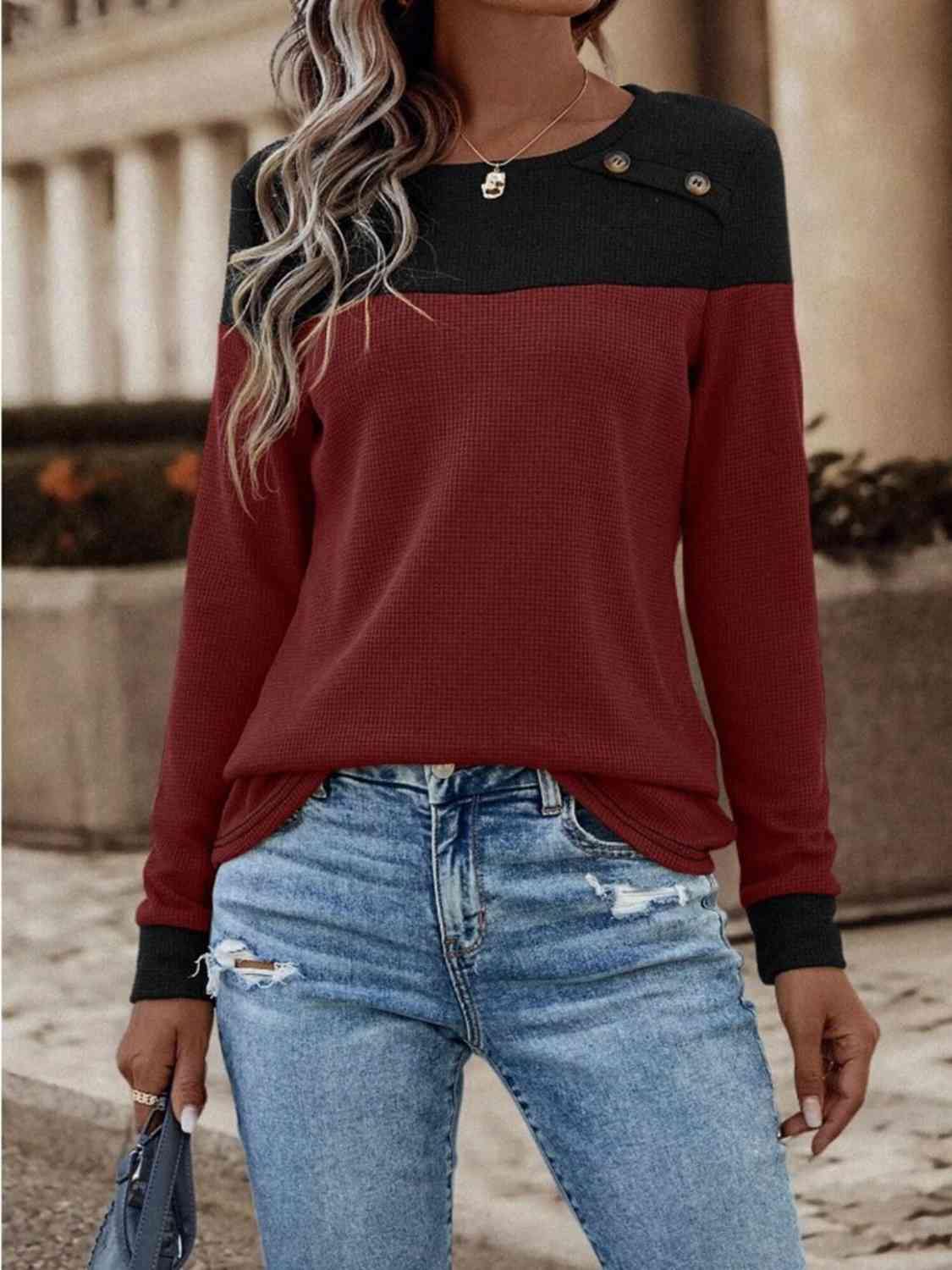 Contrast Buttoned Round Neck Long Sleeve T-Shirt - Trendsi
