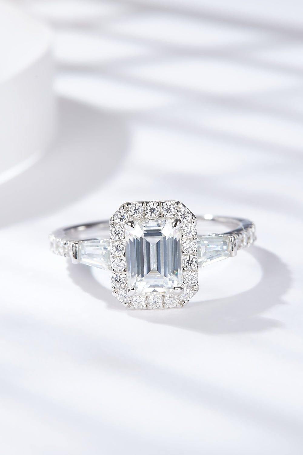 1 Carat Moissanite Geometric 925 Sterling Silver Ring - Trendsi