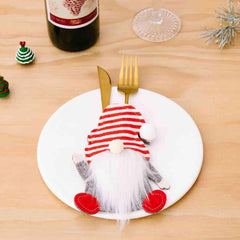 3-Piece Faceless Gnome Cutlery Holders - Trendsi