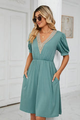 Contrast V-Neck Puff Sleeve Pocket Dress - Trendsi - Flyclothing LLC