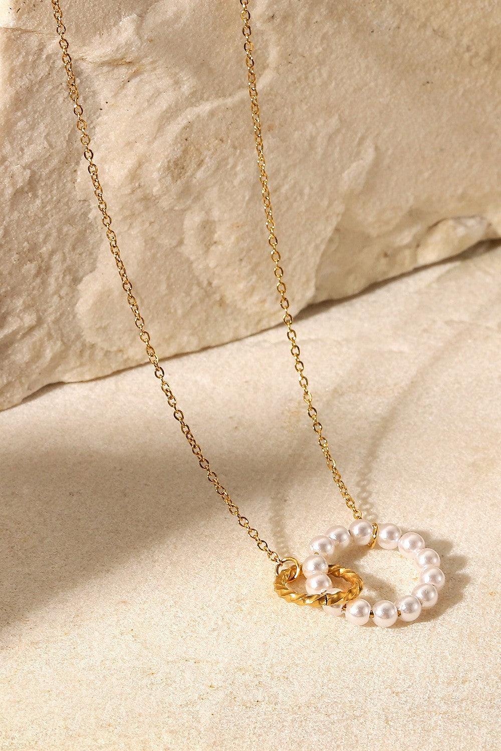 Pearl Hoop Link Pendant Necklace - Trendsi