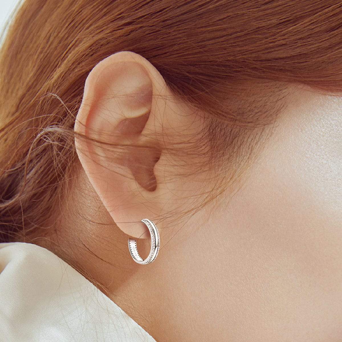925 Sterling Silver Inlaid Moissanite C-Hoop Earrings - Trendsi - Flyclothing LLC