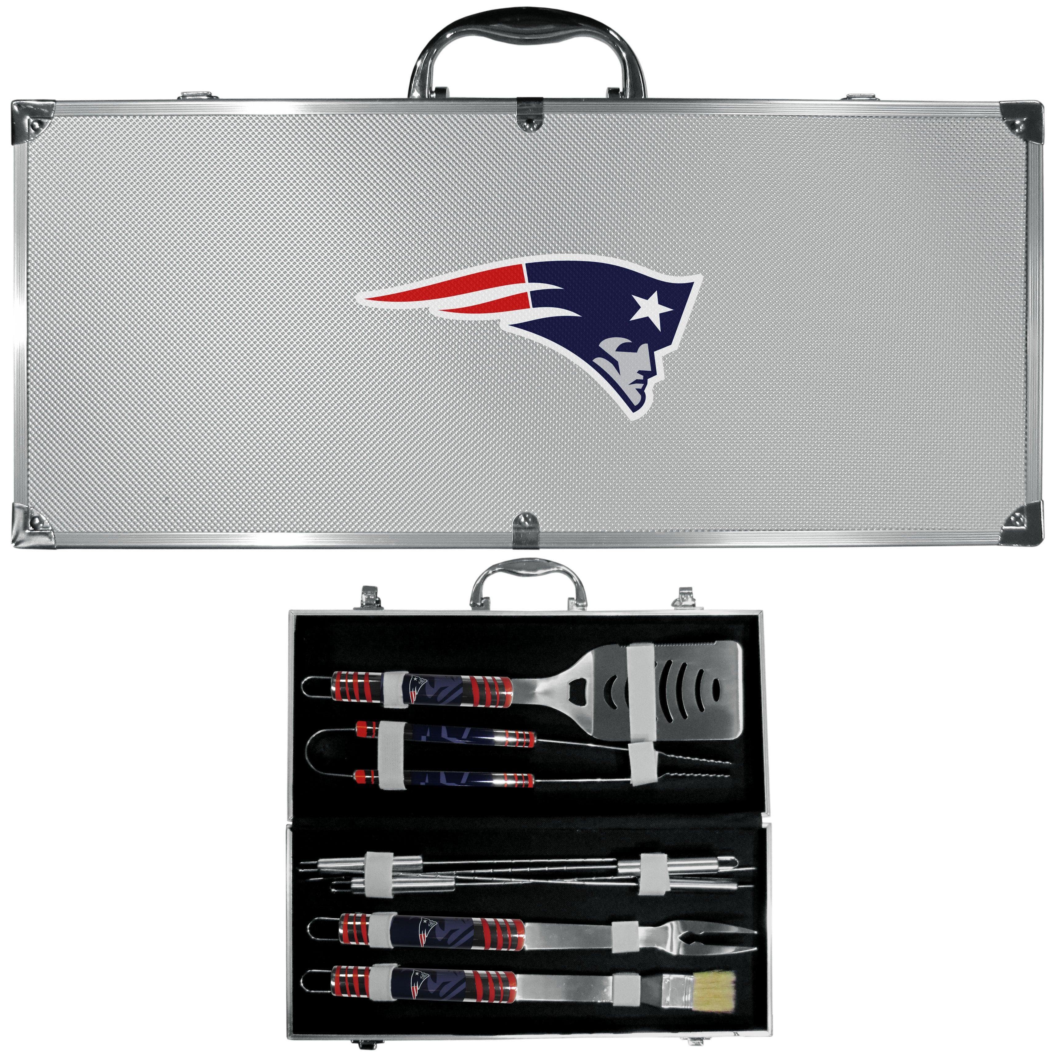 New England Patriots 8 pc Tailgater BBQ Set - Siskiyou Buckle