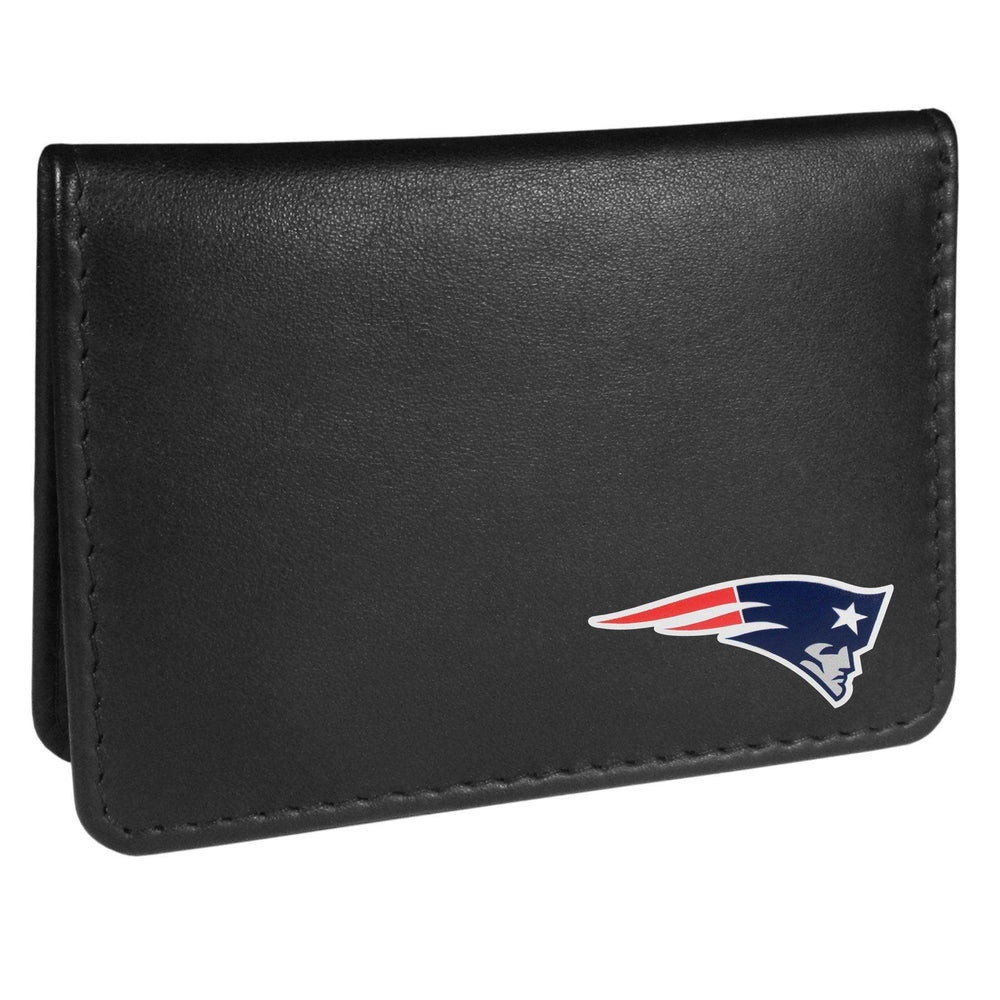 New England Patriots Weekend Bi-fold Wallet - Siskiyou Buckle