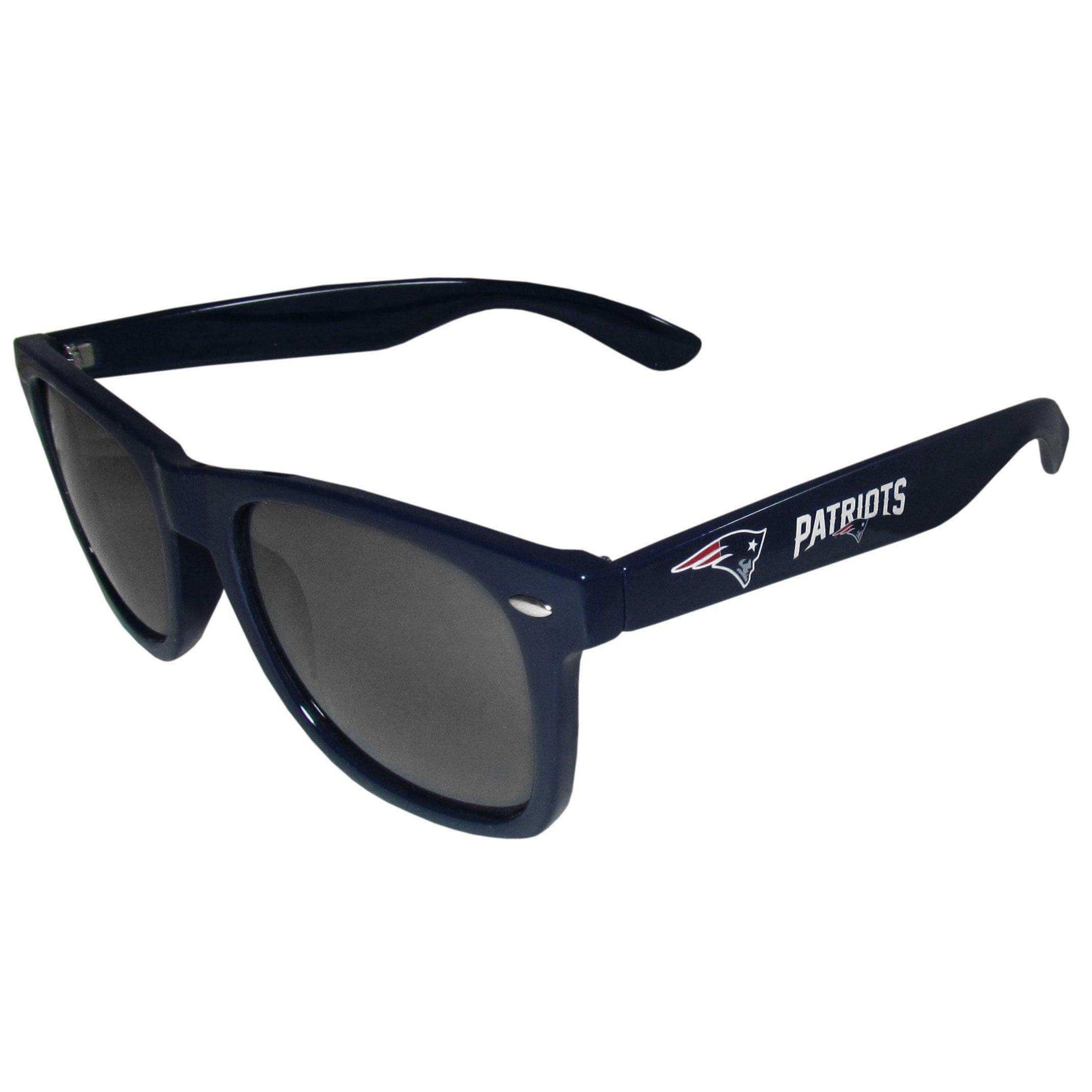 New England Patriots Beachfarer Sunglasses - Siskiyou Buckle - Flyclothing LLC