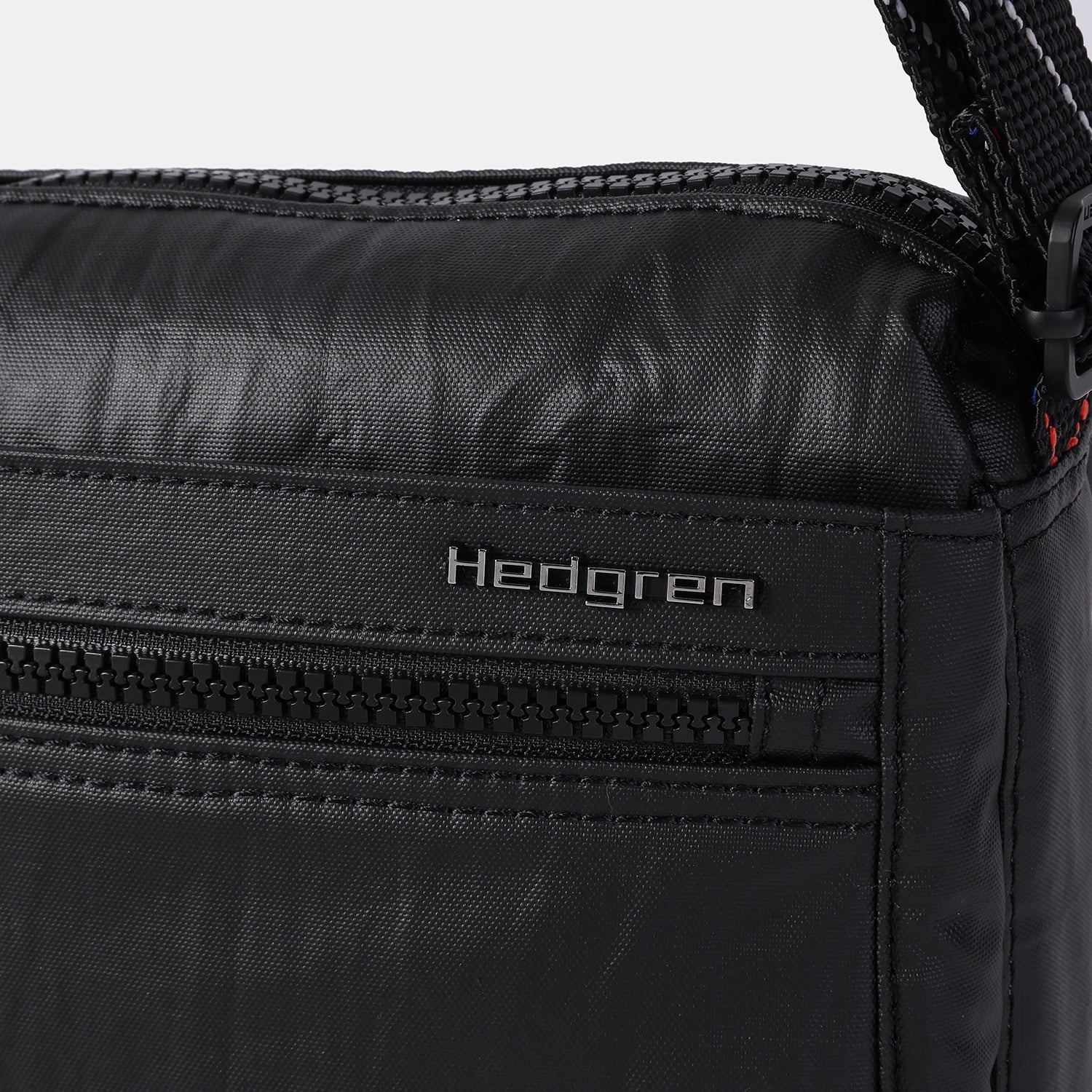 Hedgren Eye Medium Creasedblackcoral Bag