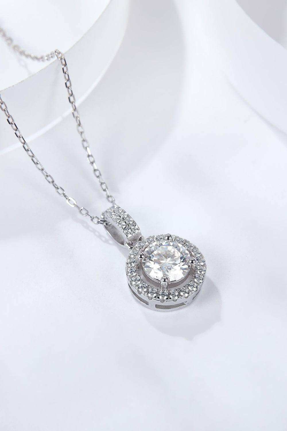 2 Carat Moissanite Round Pendant Necklace - Trendsi - Flyclothing LLC