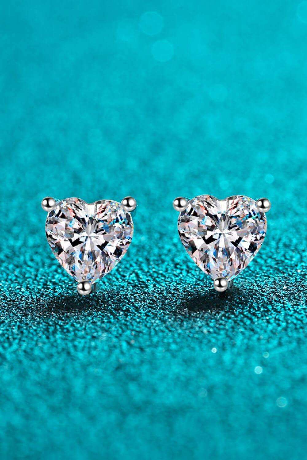 2 Carat Moissanite Heart-Shaped Stud Earrings - Trendsi - Flyclothing LLC