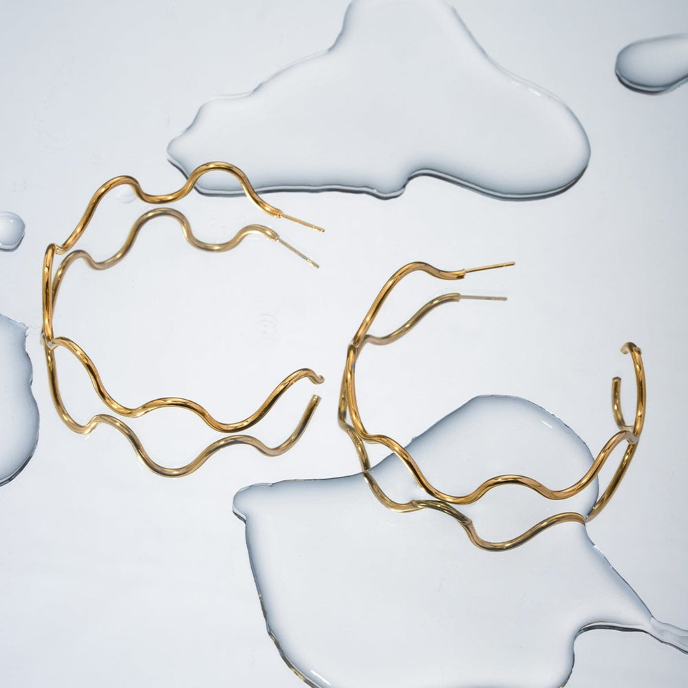 Stainless Steel Wave Shape C-Hoop Earrings - Trendsi
