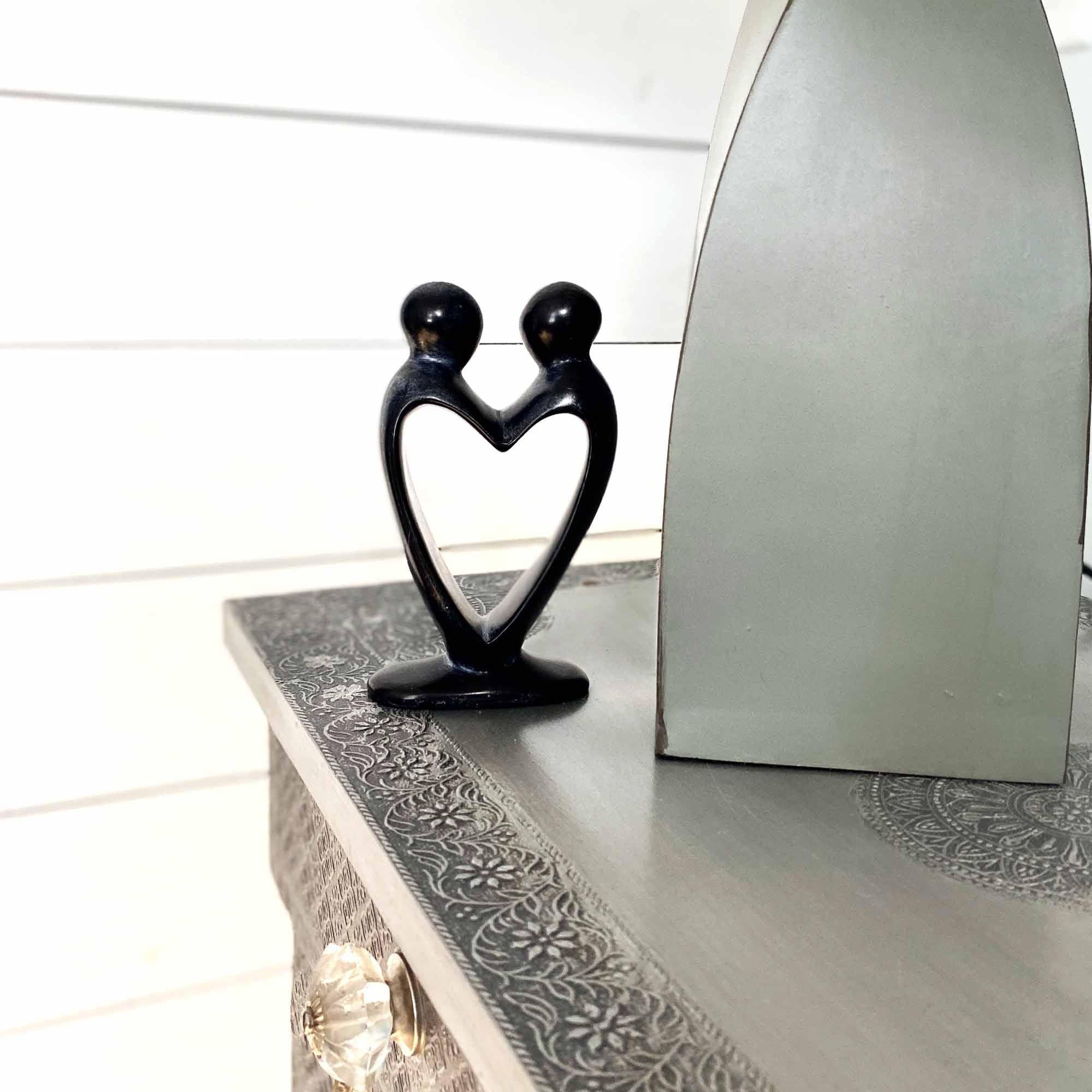 Handcrafted Soapstone Lover's Heart Sculpture in Black - Smolart - Smolart