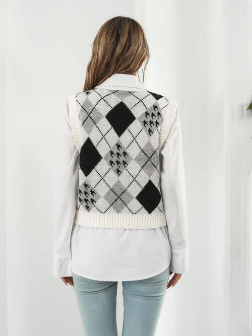 V-Neck Plaid Sweater Vest - Flyclothing LLC