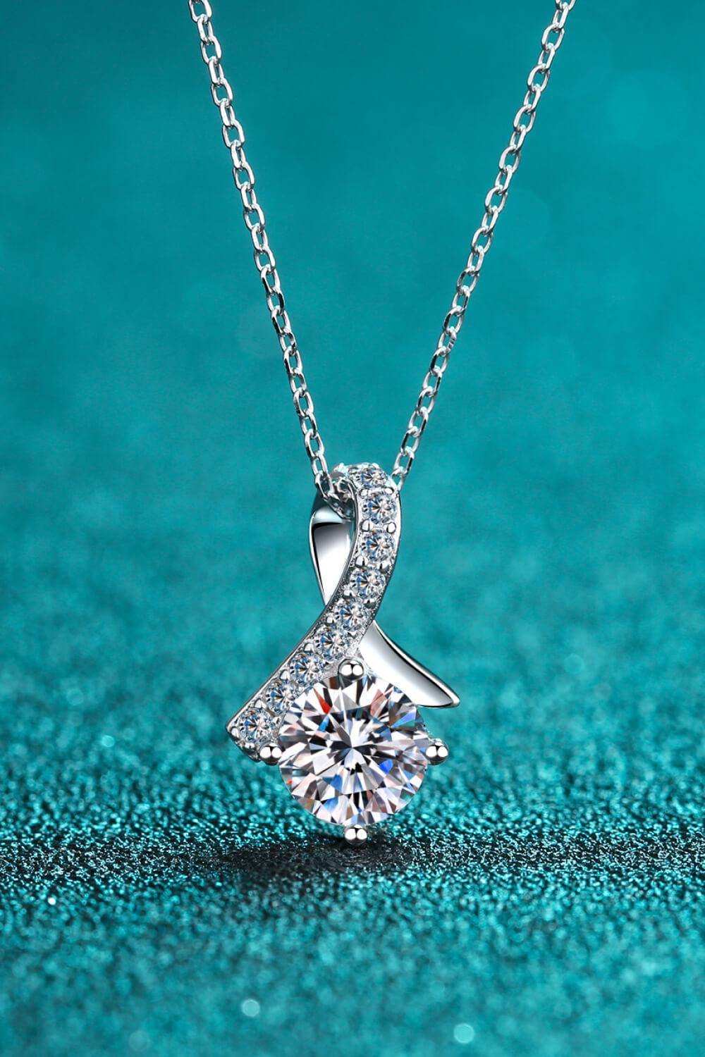 Unique and Chic Moissanite Pendant Necklace - Trendsi - Flyclothing LLC
