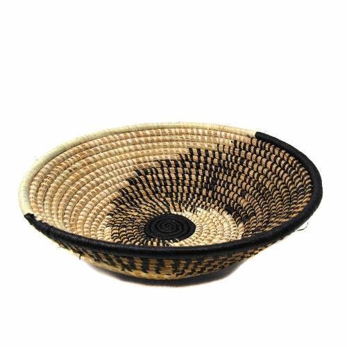 Woven Sisal Fruit Basket, Spiral Pattern in Natural/Black - Flyclothing LLC