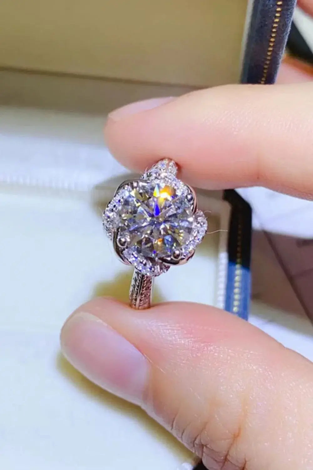 2 Carat Moissanite 925 Sterling Silver Ring - Trendsi - Flyclothing LLC