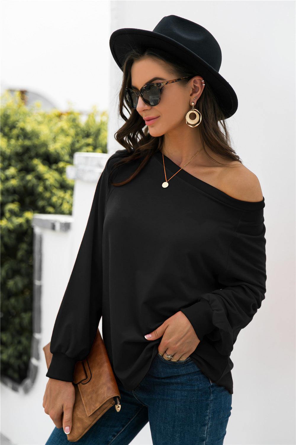 Round Neck Raglan Sleeve Sweatshirt - Trendsi
