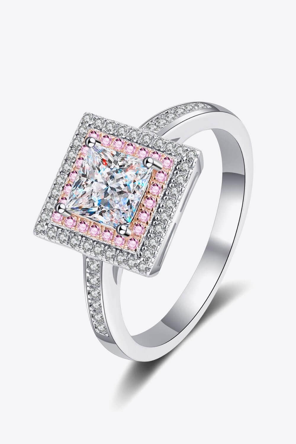 Stay Elegant 1 Carat Moissanite Ring - Trendsi