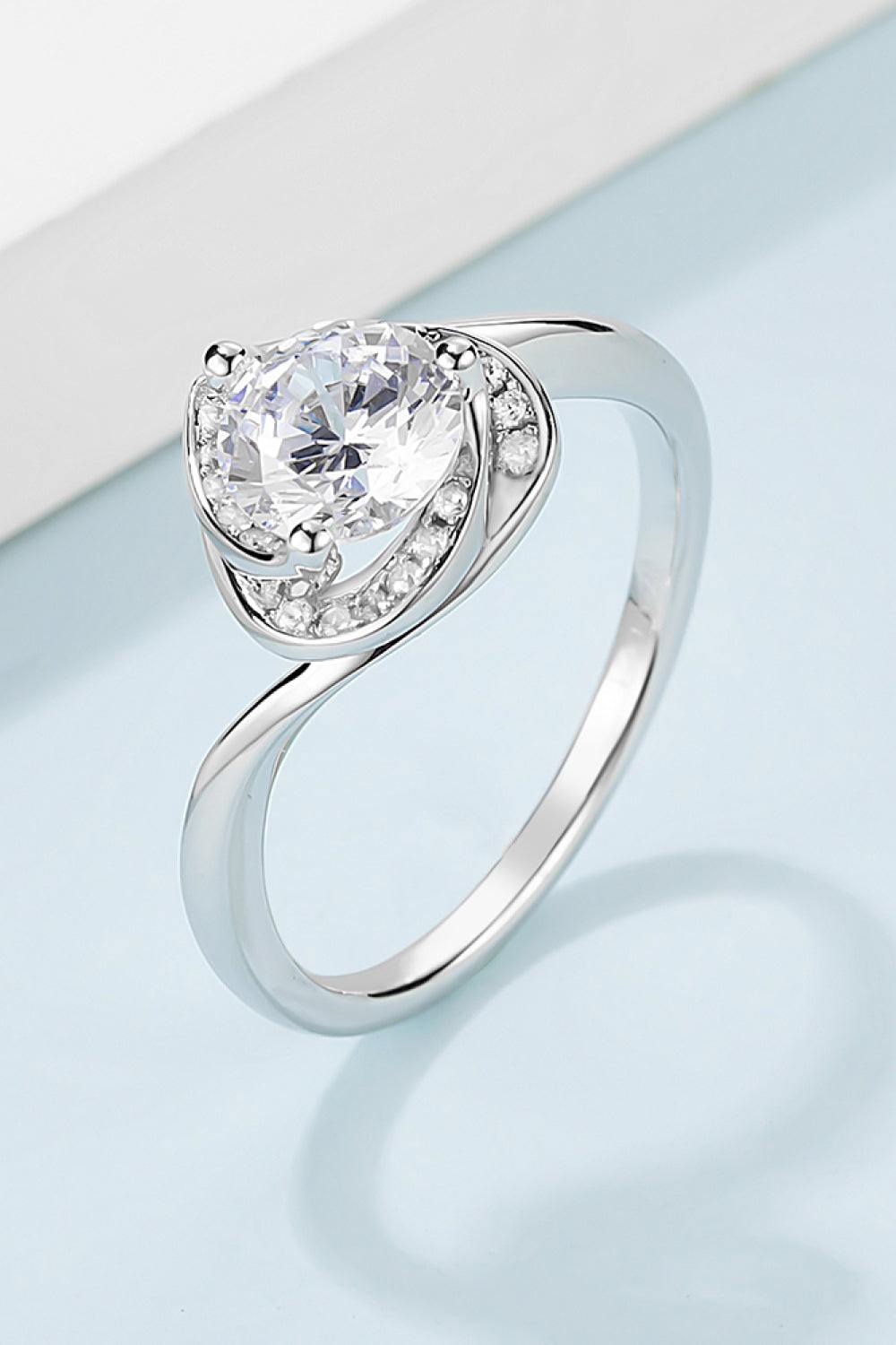 1 Carat Moissanite 925 Sterling Silver Heart Ring - Trendsi