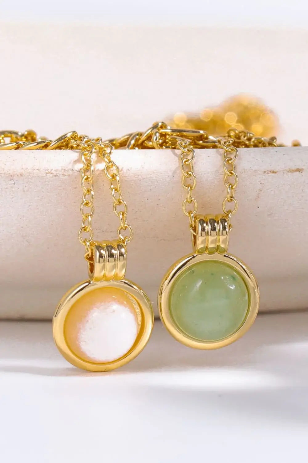 Copper 14K Gold Pleated Round Shape Aventurine Pendant Necklace - Trendsi - Flyclothing LLC