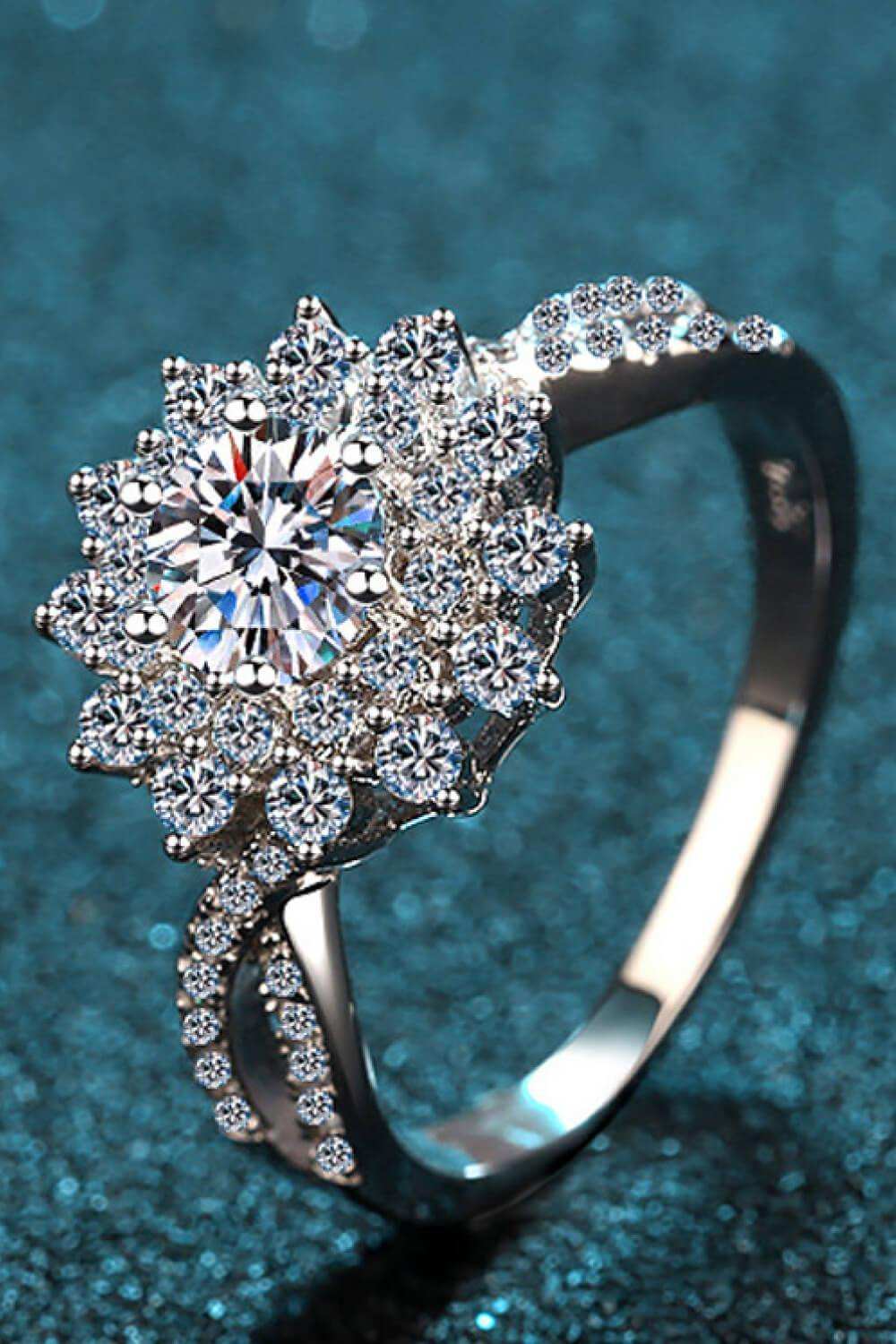 Moissanite Flower-Shape Split Shank Ring - Trendsi - Flyclothing LLC