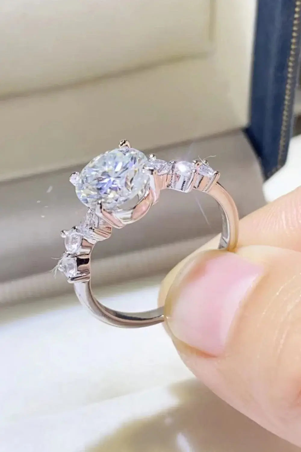 2 Carat Moissanite 925 Sterling Silver Ring - Trendsi - Flyclothing LLC