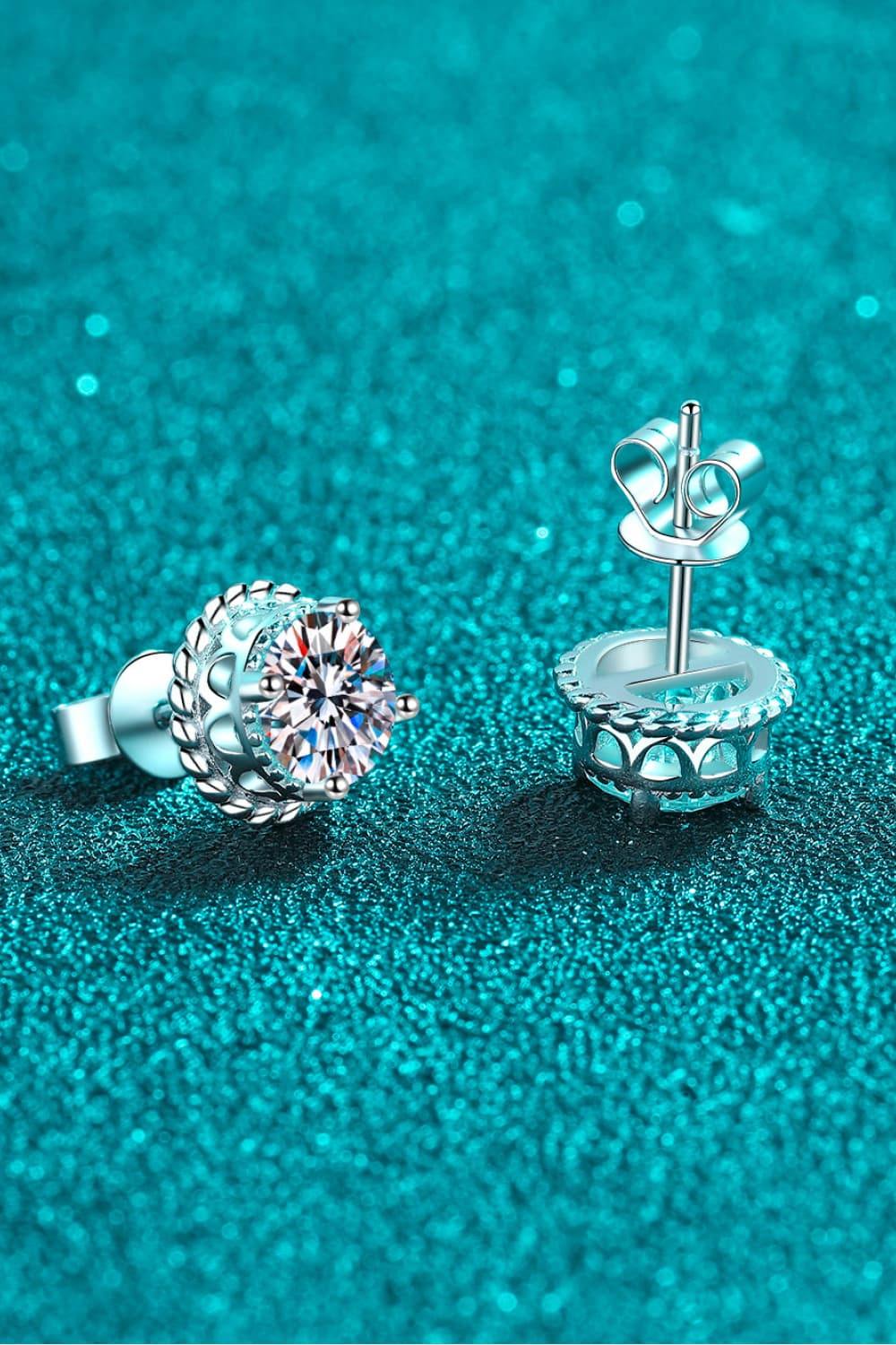 2 Carat Moissanite 925 Sterling Silver Stud Earrings - Trendsi